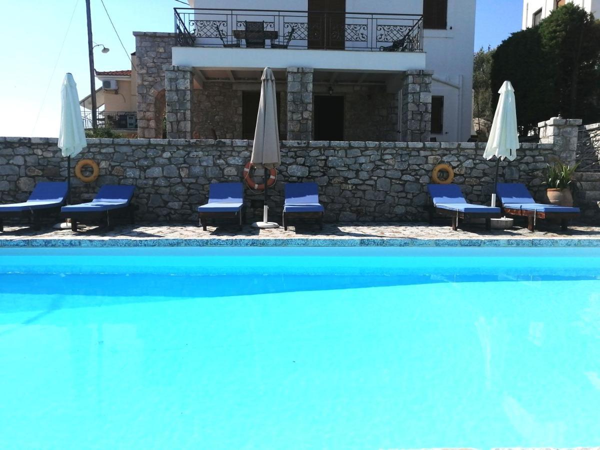 Malvazios Villas #4 Gythio Ngoại thất bức ảnh