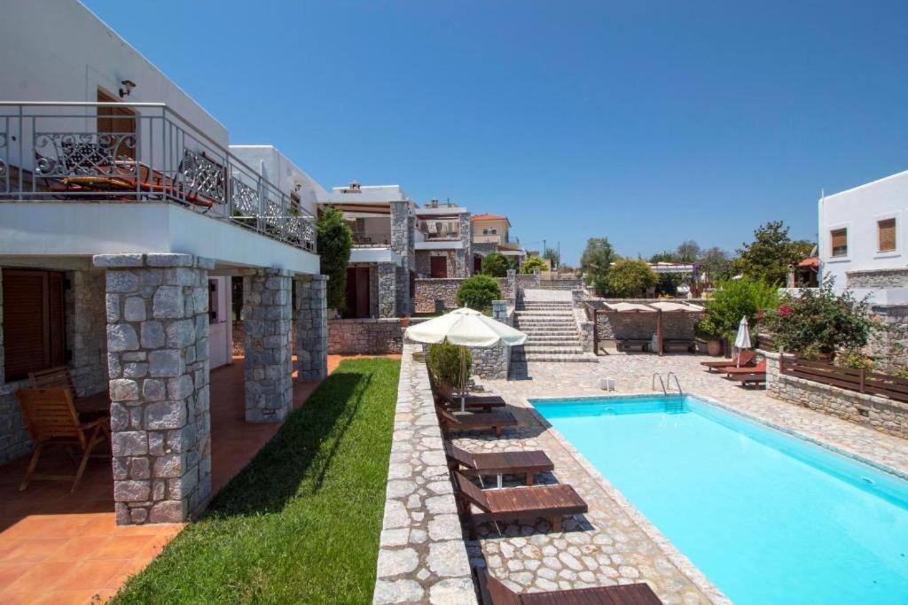 Malvazios Villas #4 Gythio Ngoại thất bức ảnh