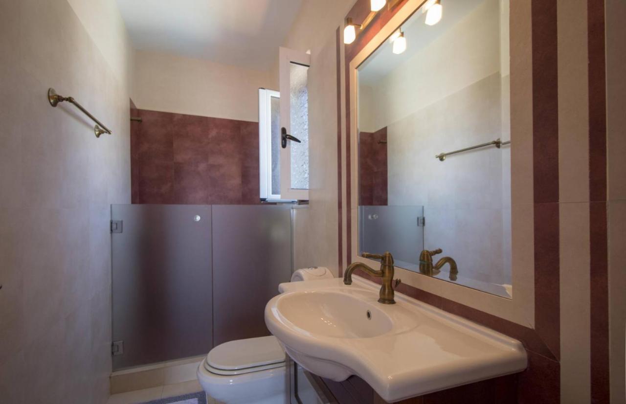 Malvazios Villas #4 Gythio Ngoại thất bức ảnh
