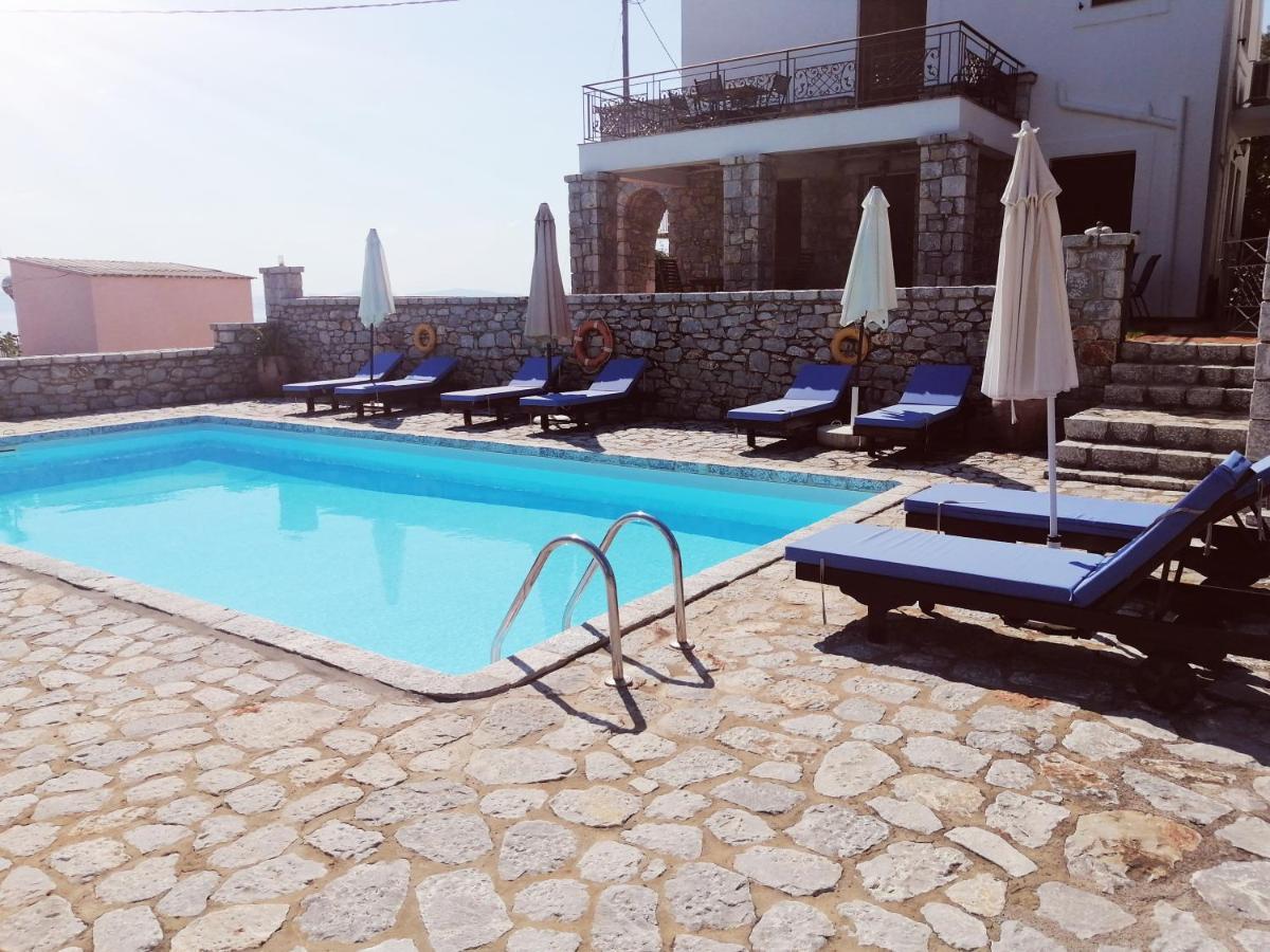 Malvazios Villas #4 Gythio Ngoại thất bức ảnh